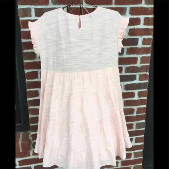 BOUTIQUE BAEVELY TIERED PEACH DRESS - Picture 3 of 4
